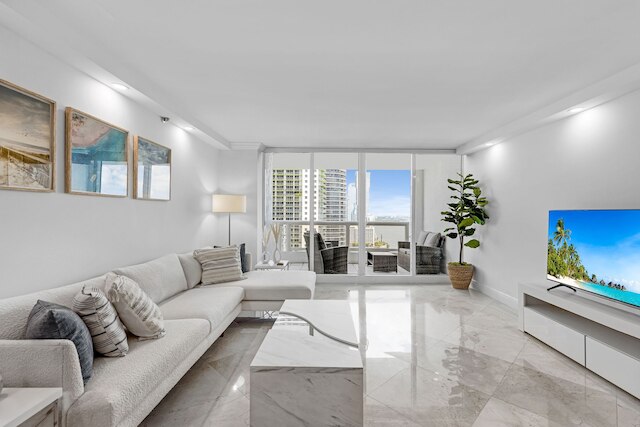 アンフォーゲッタブル ウォーター ビューズ オアシス