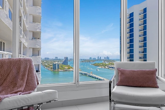 ハイライズ チャーム