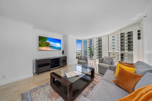 フロリダ サンライズ ホスト カバーズ サービス フィーズ