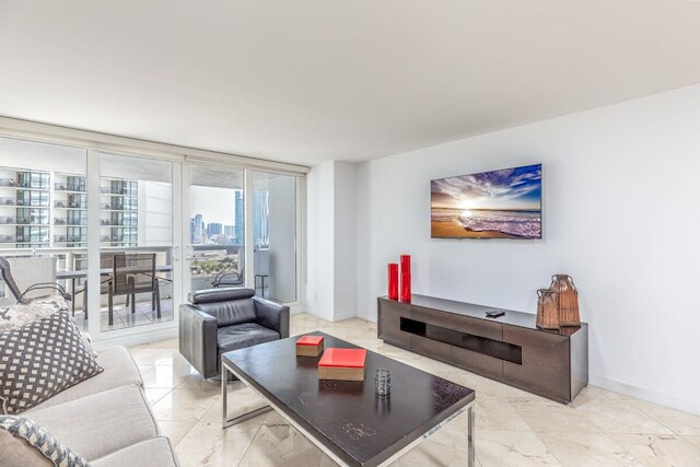 ブリージー ビーチ アンド パーフェクト サンセット