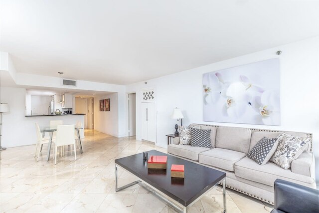 ブリージー ビーチ アンド パーフェクト サンセット