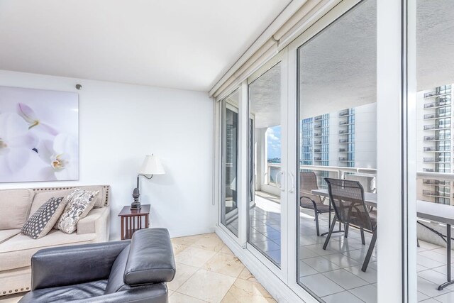 ブリージー ビーチ アンド パーフェクト サンセット