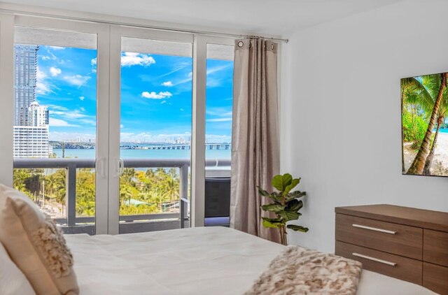 ビヨンド ザ サンド