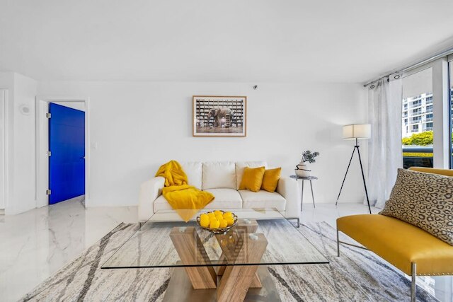 ビヨンド ザ サンド