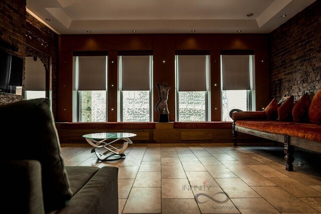 ザ フェイマス フロア スリープス 26 アンド グループ アクセス スリープス 30