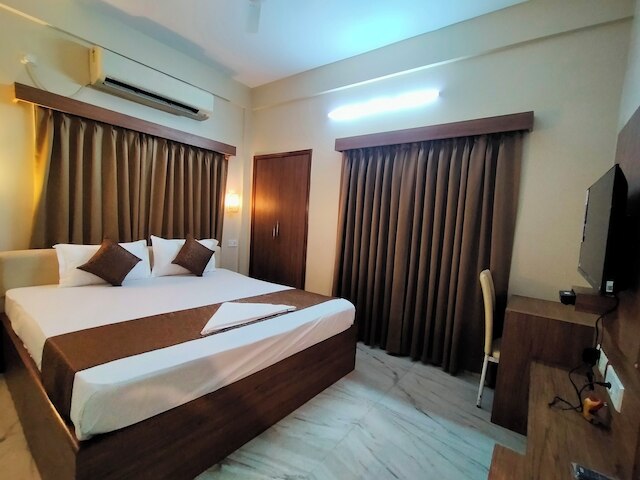 アシュレイ ザ リビング エンティティ