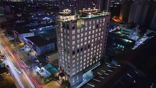 ザ スカイ プノンペン ホテル & アパートメンツ