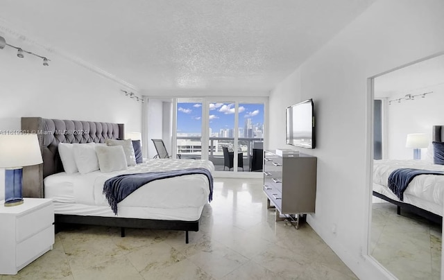 ウェーブフロント オアシス イン マイアミ