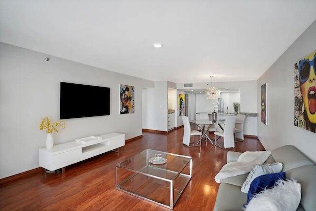 トロピカル ブリス ウィズ プール ホットタブ