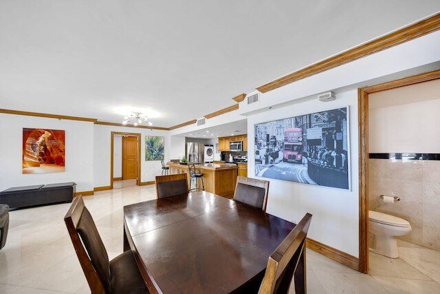 シーサイド セレニティ ウィズ プール アンド バルコニー