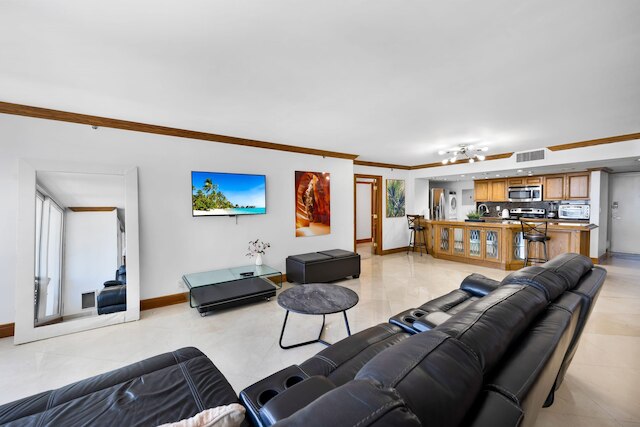 シーサイド セレニティ ウィズ プール アンド バルコニー