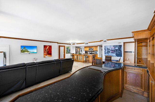 シーサイド セレニティ ウィズ プール アンド バルコニー