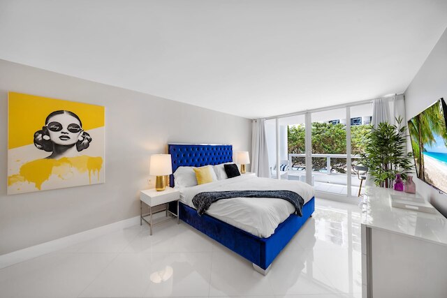 ターコイズ ウェーブズ オアシス