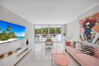 ターコイズ ウェーブズ オアシス