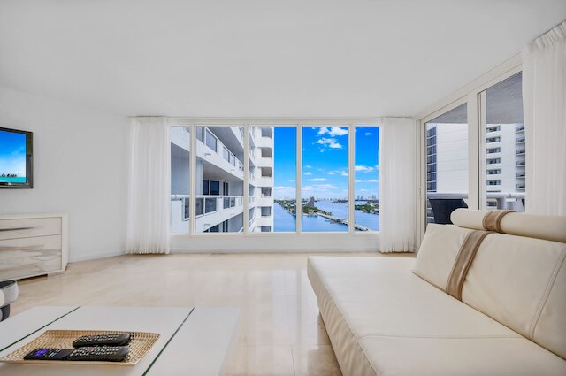 セレーン トゥーベッドルーム オアシス