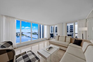 セレーン トゥーベッドルーム オアシス