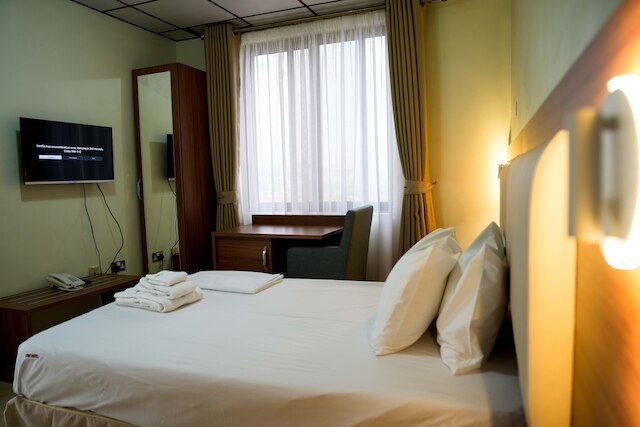 ENN ビジネス ホテル