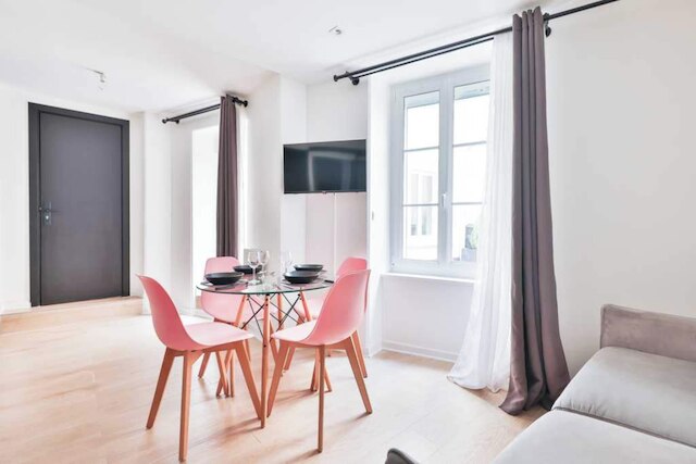 アパルトマン イン ザ ハート オブ パリ ジャルダン デュ リュクサンブール