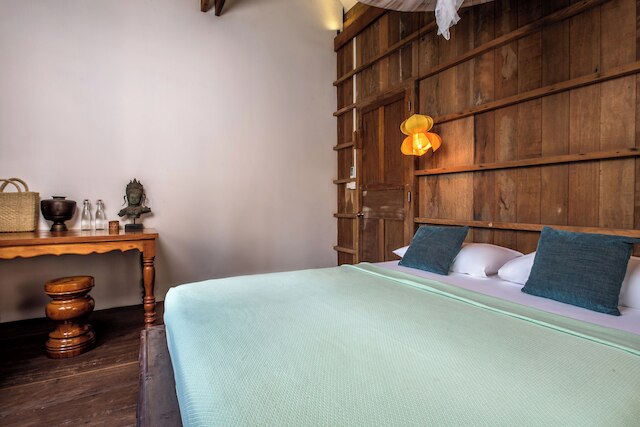 PHUM クメール ロッジ