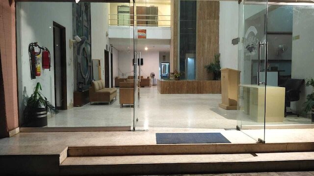 ザ スカイ コンフォート ヴェジャルプル