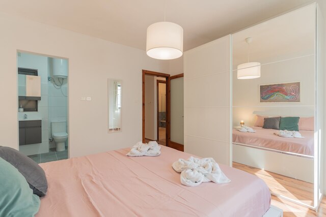 チャーミング 2 ベッド イン スウィキ