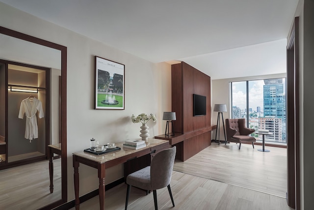 シグネチャー バイ M ビレッジ ル タン トン