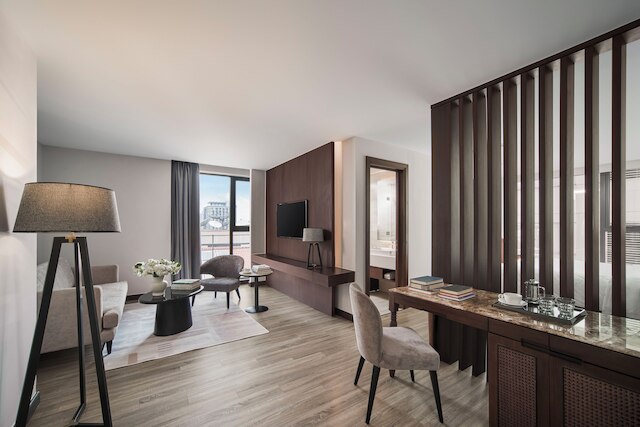 シグネチャー バイ M ビレッジ ル タン トン