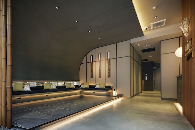 Minn 浅草蔵前 Station