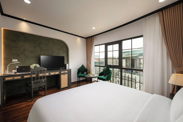 ハノイ プラザ スイート ホテル & スパ