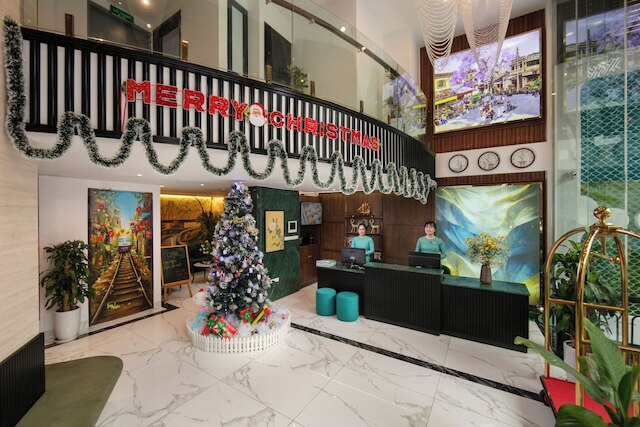 ハノイ プラザ スイート ホテル & スパ