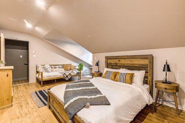 セント ウルスル トゥーストーリー オアシス