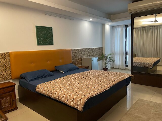 ローカルズ ステイ ハウズ カース