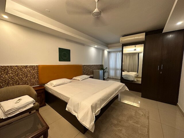 ローカルズ ステイ ハウズ カース