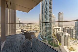 メゾン プリヴェ - インバイティング アパートメント ウィズ ファビュラス ドバイ カナル & スカイライン ビューズ