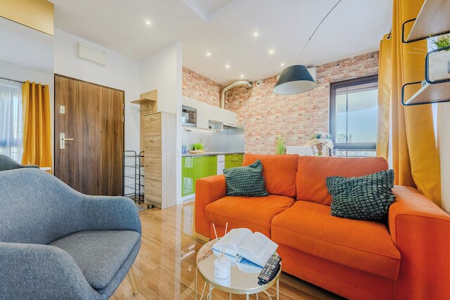 ルミナ コージー アパートメント ウィズ ジム イン センター