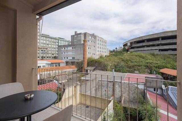 リビング イン ポルト - トリンダーデ デラックス スタジオ 3T