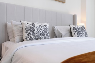 ラックス ビーエヌビー アイ エグゼクティブ タワー アイ ビジネス ベイ