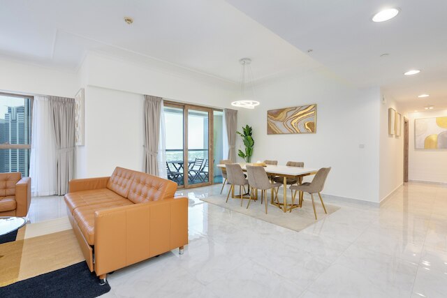 ラックス ビーエヌビー アイ エグゼクティブ タワー アイ ビジネス ベイ