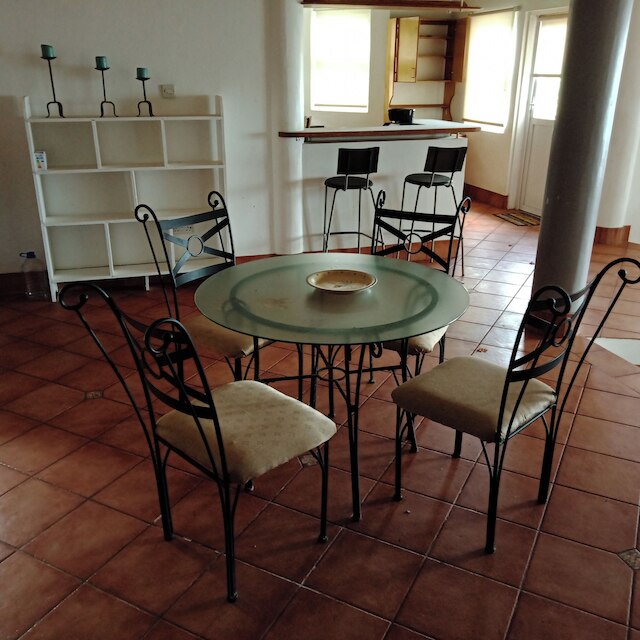 セレーン ルーム ニア インターナショナル エアポート & サンディ ビーチ