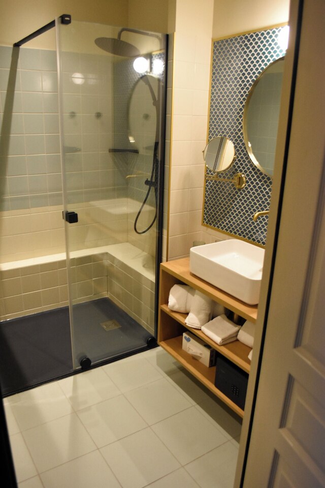 ドミティス カランドラ