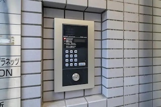 ヴィラ三田村 301