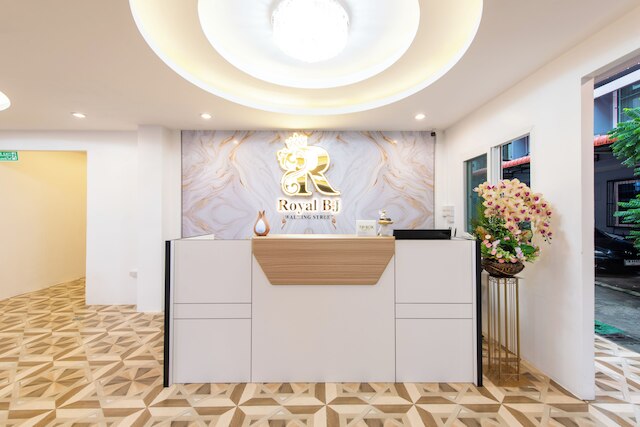 ロイヤル BJ ホテル