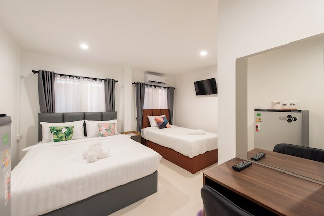 ロイヤル BJ ホテル