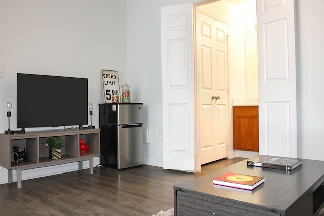 アップステイ - コンド ウィズ プール ジム ゲームズ バーベキュー - ウォーク トゥ ユーオーエフティー