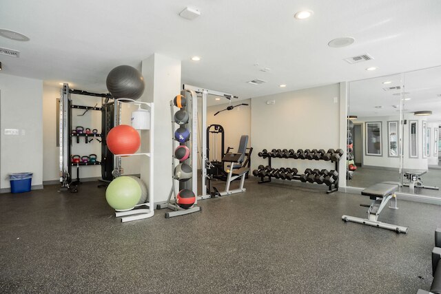 アップステイ - コンド ウィズ プール ジム ゲームズ バーベキュー - ウォーク トゥ ユーオーエフティー