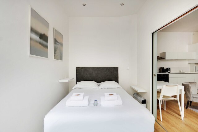 ブライト アパートメント -1ベッドルーム/4人- ニア シャトレ レ アール