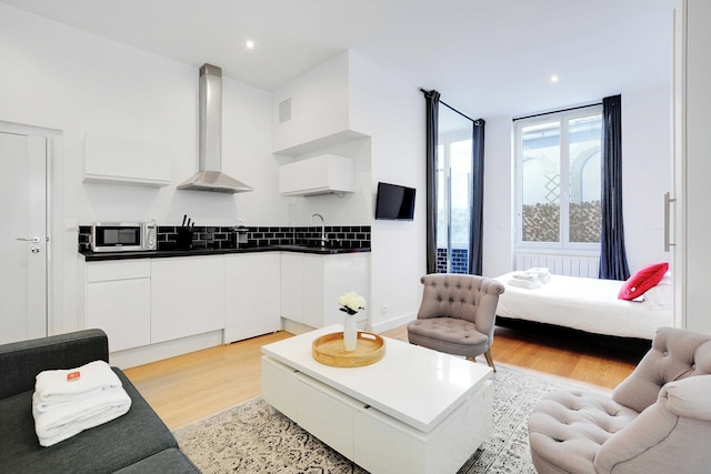 チャーミング アンド セレーン スタジオ - 4P - シャトレ