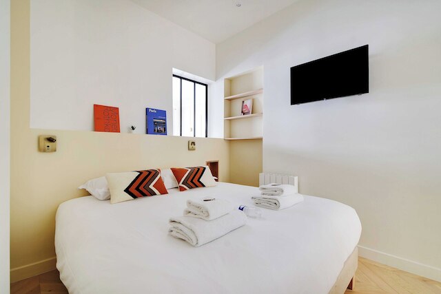 サブライム アパートメント イン ザ モントルグイユ