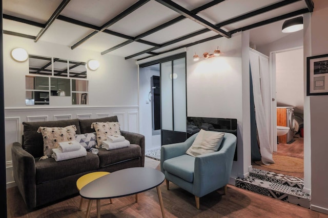 コンフォータブル デュプレックス イン ザ ハート オブ パリ!