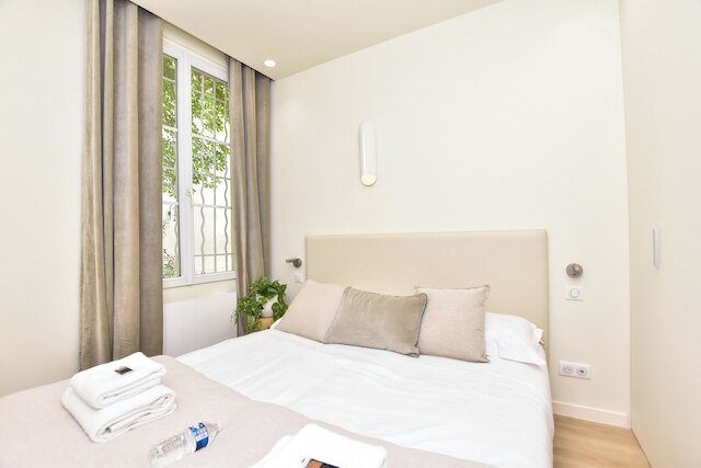 スペーシャス アパートメント - 3ベッドルーム/8人 - ピガール/ミュゼ・グレヴァン